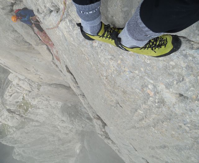 sulle verticali pareti del Corno Piccolo