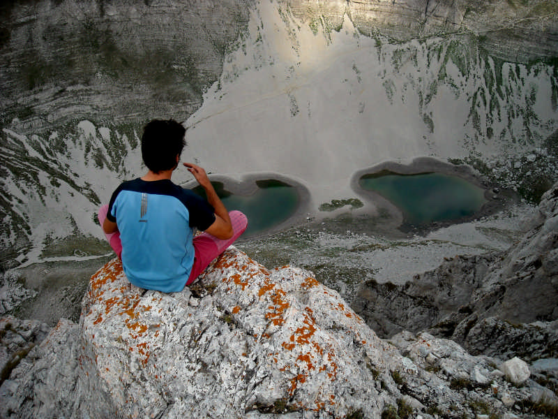 Stefano si distende godendosi il magnifico panorama una volta usciti dalle difficoltà