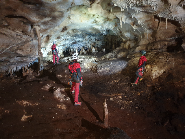 Domenica 11 luglio ESCURSIONE SPELEOLOGICA